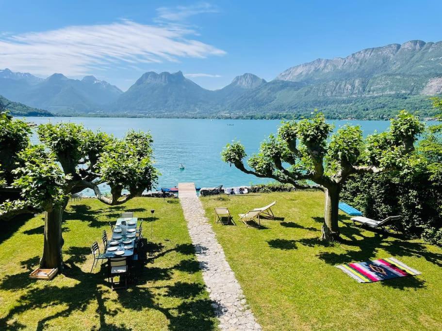 Les Clapotis Chambres Pieds Dans L Eau Lac D Annecy Angon Exterior photo